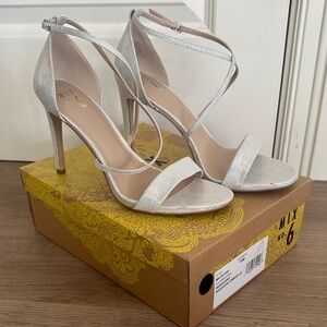 Mix No. 6 Shimmering Silver Heels